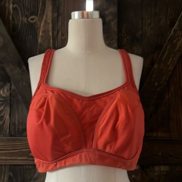 Chantelle High Impact Sports Bra Sz-42D - Picture 1 of 9